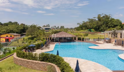 Apartamento em Serraria - São José, SC