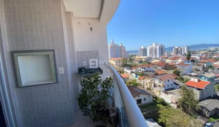 Apartamento em Barreiros  -  São José