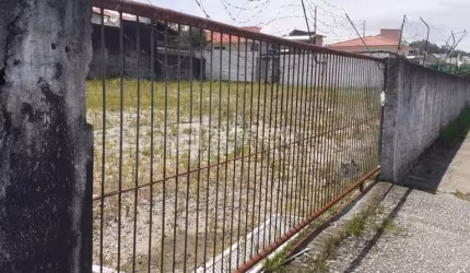 Terreno de 1.331 m² em Capoeiras  -  Florianópolis