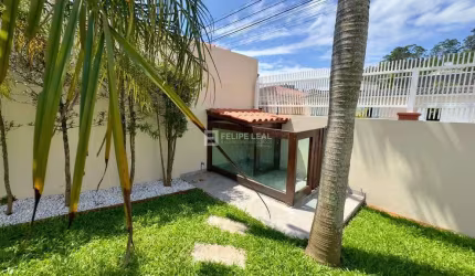 Casa em Fazenda Santo Antônio  -  São José