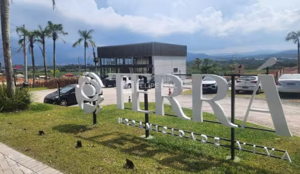 Lote / Terreno em Potecas  -  São José