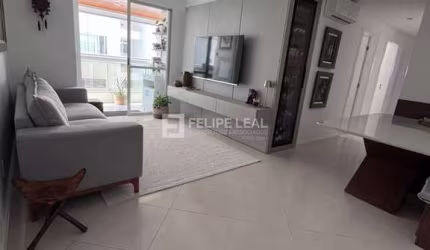 Apartamento em Campinas - São José, SC