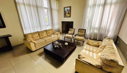 Casa em Coqueiros  -  Florianópolis
