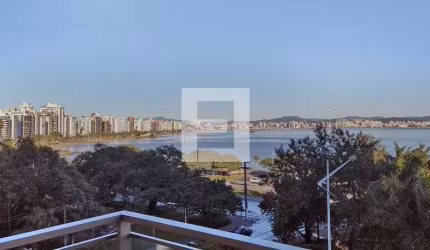 Apartamento em Agronômica  -  Florianópolis