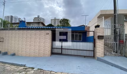 Casa em Barreiros - São José, SC