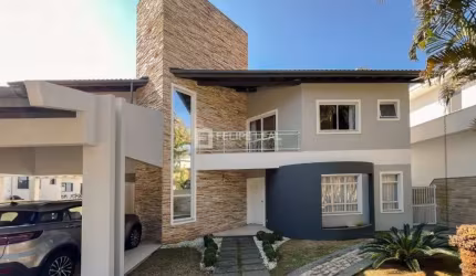 Casa em Condominio em Roçado - São José, SC