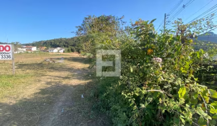 Lote / Terreno em Sertão do Maruim - São José, SC