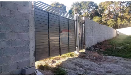 RE/MAX VENDE  Terreno Murado e com portão 5.000 m2  São Roque SP