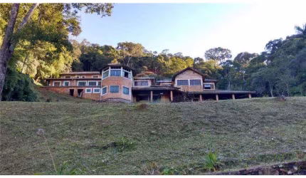 RE/MAX VENDE SÍTIO 12 ALQUEIRES EM ANDRADAS MG DO LADO DO PICO DO GAVIÃO