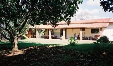RE/MAX VENDE Chácara de 20 mil m2 com linda casa em Araçoiaba da Serra SP