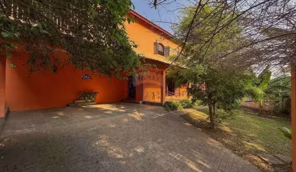 Casa a venda com 3 dormitórios (sendo 1 suíte) com 376m2 e terreno 1.289m2, por $1.790.000,00 em Sousas no Jatibela
