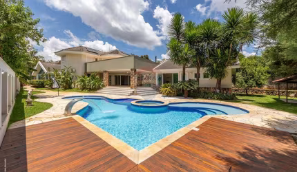 RE/MAX Vende Casa em Barão Geraldo: 7 quartos, 7 suítes no Rio das Pedras em Campinas SP - R$ 4.950.000