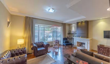 RE/MAX VENDE Casa térrea com piscina , 4 quartos, sendo 1 suíte, 4 vagas, 189M² - R$982.00,00, Jardim Eulina, Campinas/SP
