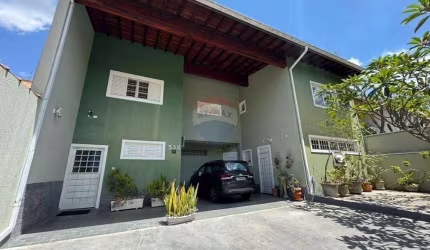RE/MAX VENDE CASA - Residencial/Comercial - Parque das Universidades - 3 quartos suítes, 4 vagas, área gourmet, piscina, escritórios, lazer e conforto