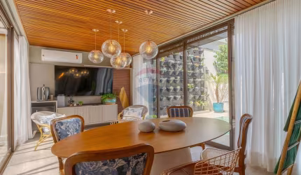 RE/MAX VENDE Casa 3 suítes 4 vagas 208m² R$1.789.000 Condomínio Reserva da Mata Bosque Vinhedo/SP