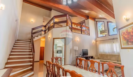 Casa condomínio Solarium a venda 3 suites, 3 vagas 315m² em Valinhos-SP