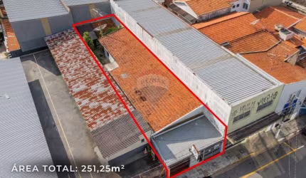 RE/MAX Vende Terreno no Centro de Vinhedo para investimento
