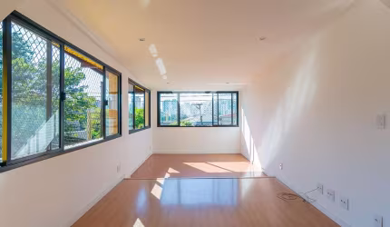 Casa com 3 quartos para alugar na Rua Sales Guerra, 308, Vila Romana, São Paulo, 138 m2 por R$ 6.090