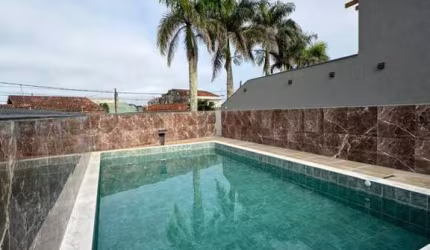 Casa para Venda em Itanhaém, Balneário Bopiranga, 3 dormitórios, 1 suíte, 2 banheiros, 4 vagas