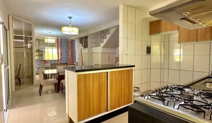 Condomínio Solar das Torres com 4 Quartos
