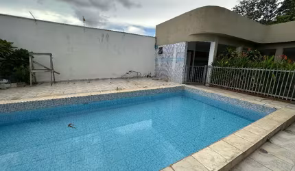 Casa no Santa Cruz com piscina