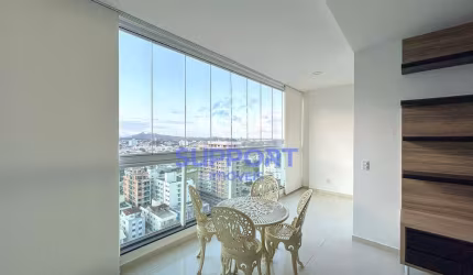 Luxuoso Apartamento de 206m² na Quadra do Mar com Vista para Montanha e Praia