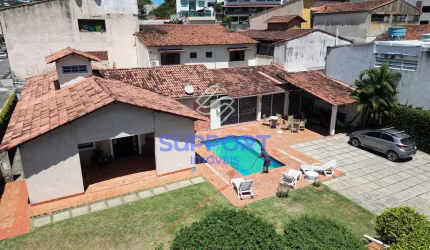 Espetacular Casa Linear em Bairro Nobre de Guarapari com Piscina, Sauna e Área Gourmet! São Judas T