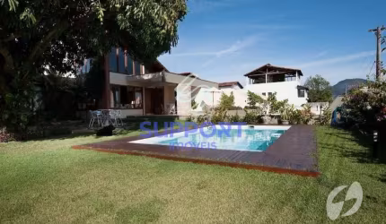 Casa de alto padrão no Bairro São Judas Tadeu em Guarapari-ES- Support Corretora de Imóveis.