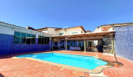 Casa 3 quartos no Jardim Santa Rosa em Guarapari com área ampla, piscina e espaço gourmet completo