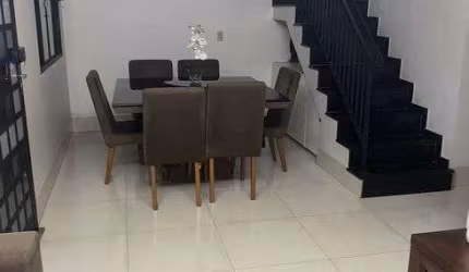 Village di Flamboiant com 116m² 4 quartos 4 banheiros