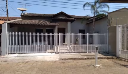 VENDO CASA EM CONDOMÍNIO COM 505M² DE ÁREA TOTAL NO BOA ESPERANÇA