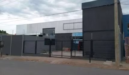 Galpão/Depósito/Armazém para aluguel com 600 metros quadrados em Tijucal - Cuiabá - MT