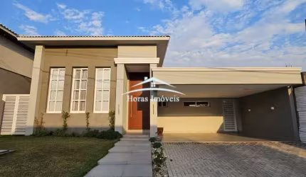 Casa de Luxo em Condomínio Florais do Valle: 3 Quartos, 1 Suíte, 2 Salas, 3 Banheiros, 1 Vaga, 222,57m² em Cuiabá-MT.