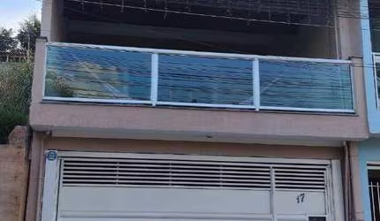 Sobrado com 3 dormitórios à venda, 228 m² por R$ 490.000,00 - Vila dos Comerciários - Franco da Rocha/SP
