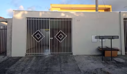Casa com 3 quartos à venda na Rua dos Ipês, 217, Rio Pequeno, São José dos Pinhais, 100 m2 por R$ 390.000