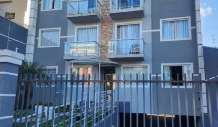 Apartamento com 3 quartos para alugar na Rua Arapongas, 1320, São Cristóvão, São José dos Pinhais, 85 m2 por R$ 1.800