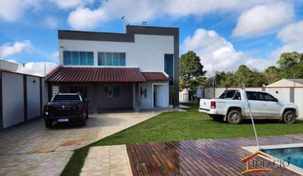 Casa com 4 quartos para alugar na Rua Francisco Ferreira da Rocha Loures, Campina do Taquaral, São José dos Pinhais por R$ 14.000