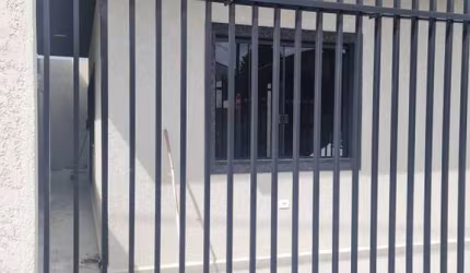 Casa com 2 quartos para alugar na Rua Tomaz Sochaczewski, 107, Afonso Pena, São José dos Pinhais, 70 m2 por R$ 2.700