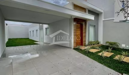 Casa com 3 quartos à venda na Rua Hélio Thomaz, 157, Afonso Pena, São José dos Pinhais por R$ 599.000