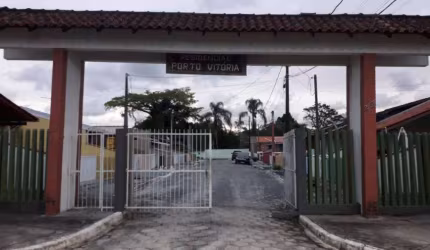Casa com 3 quartos à venda na Avenida Xingu, 357, Praia de Leste, Pontal do Paraná, 90 m2 por R$ 290.000