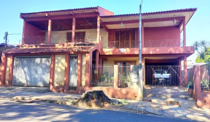 VENDA | Sobrado, com 5 dormitórios em CENTRO, Marialva