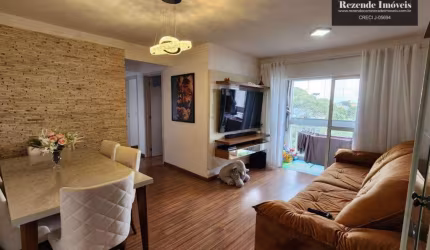 Apartamento com 3 quartos endo uma suíte com sacada e churrasqueira a carvão a venda, 72 m² por R$ 429.000 - Fazendinha - Curitiba/PR