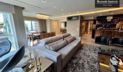 C-AP3278 Água Verde, luxuoso apartamento com 3 Quartos, 5 banheiros c/ piso aquecido, 3 vagas cobertas.