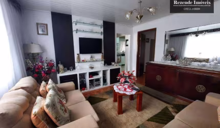 Casa 2 quartos venda e comercio na Cidade Industrial - Curitiba/PR
