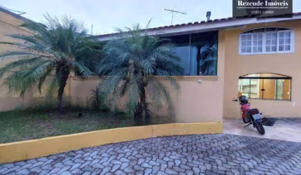 Casa 3 quartos venda - Analisa permuta por imóvel de menor valor,  aceita carta de crédito.