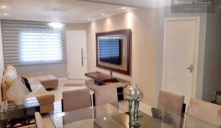 Sobrado com 4 dormitórios a venda, 152 m² por R$ 790.000  Fazendinha  Curitiba/PR