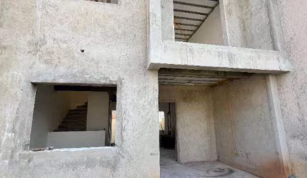Sobrado com 3 dormitórios à venda, 140 m² por R$ 595.000,00 - Xaxim - Curitiba/PR