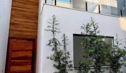 Sobrado em Condominio com 3 quartos sendo 1 suíte à venda- Alto de Taperapuã - Porto Seguro/BA