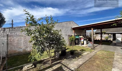 Casa com 2 dormitórios AVERBADA  no  Fazendinha - Curitiba/PR