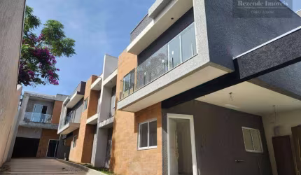 Sobrado com 4 dormitórios à venda, 204 m² por R$ 990.000,00 - Portão - Curitiba/PR